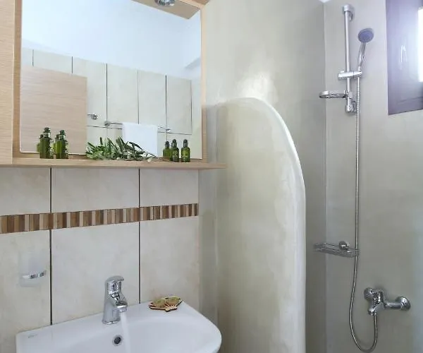 On The Clouds Apolpaina